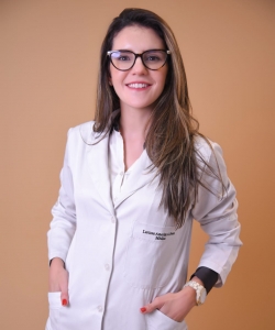 Dra Larissa Amorim