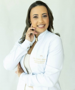 Dra Damilly Silva Campos 