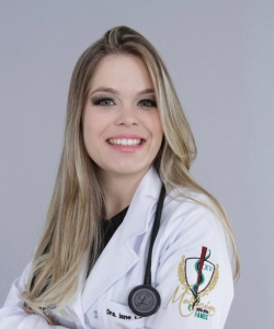Dra. Iane Lacerda Santos