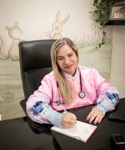 Dra. Lucilia Guimarães  Dra. Lucilia Guimarães