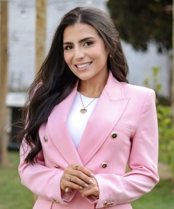 Gabriela Ribeiro  Gabriela Ribeiro
