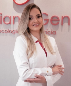 Dra. Juliana dos Santos Genelhu 