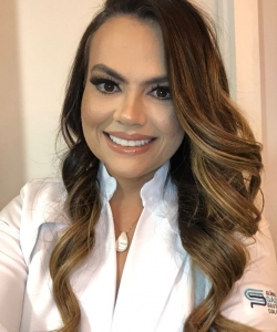 Dra. Cinthia  Fogaça  Dra. Cinthia  Fogaça