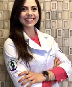Dra. Mariana Oliveira
