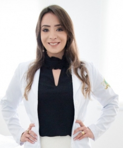 Dra. Larissa Caracas