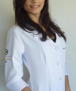 Dra. Laura Régia Oliveira 
